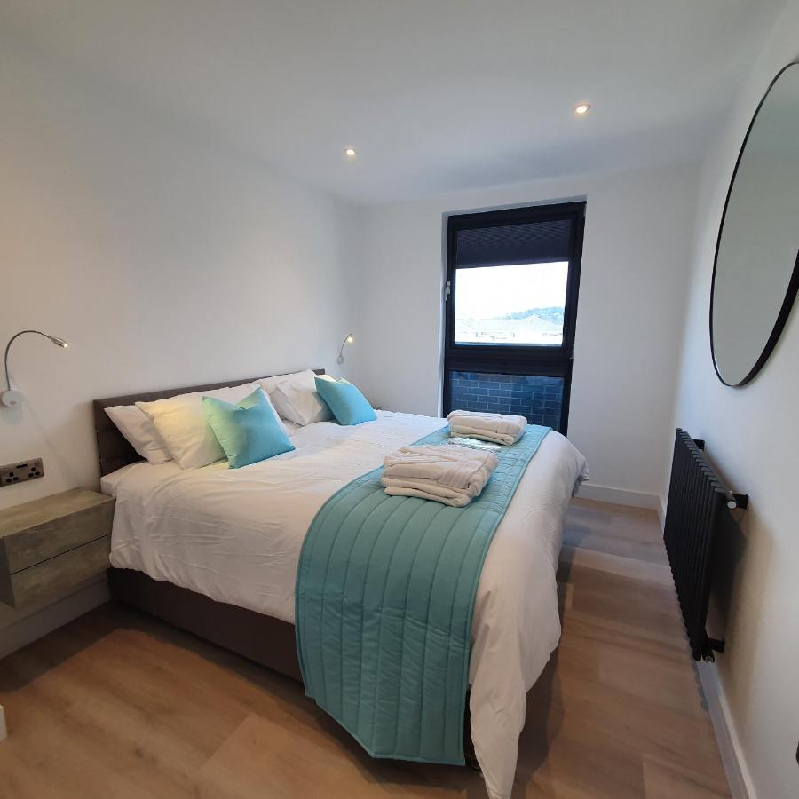 Central Penthouse With Hot Tub & Views 24 Cheltenham Kültér fotó